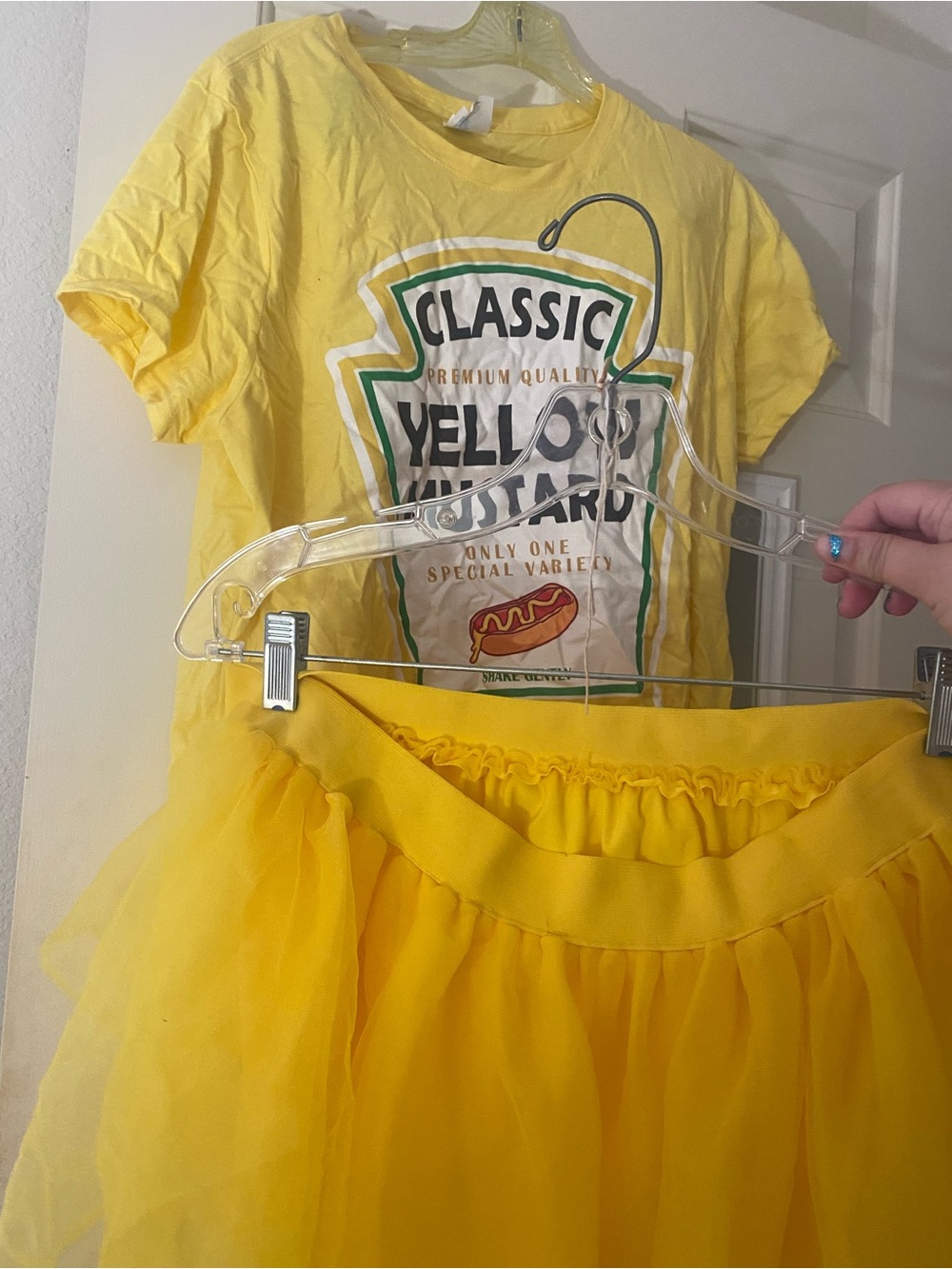 Mustard costume set